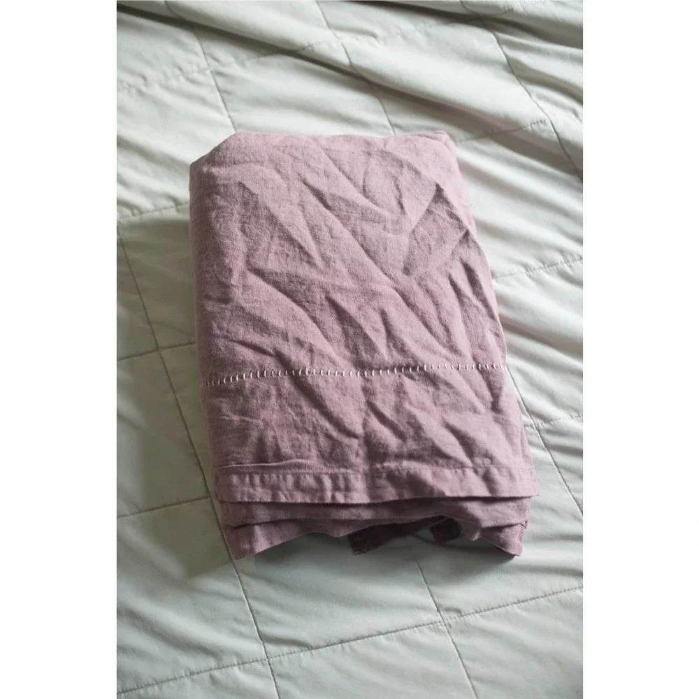 Anthropologie stitched linen